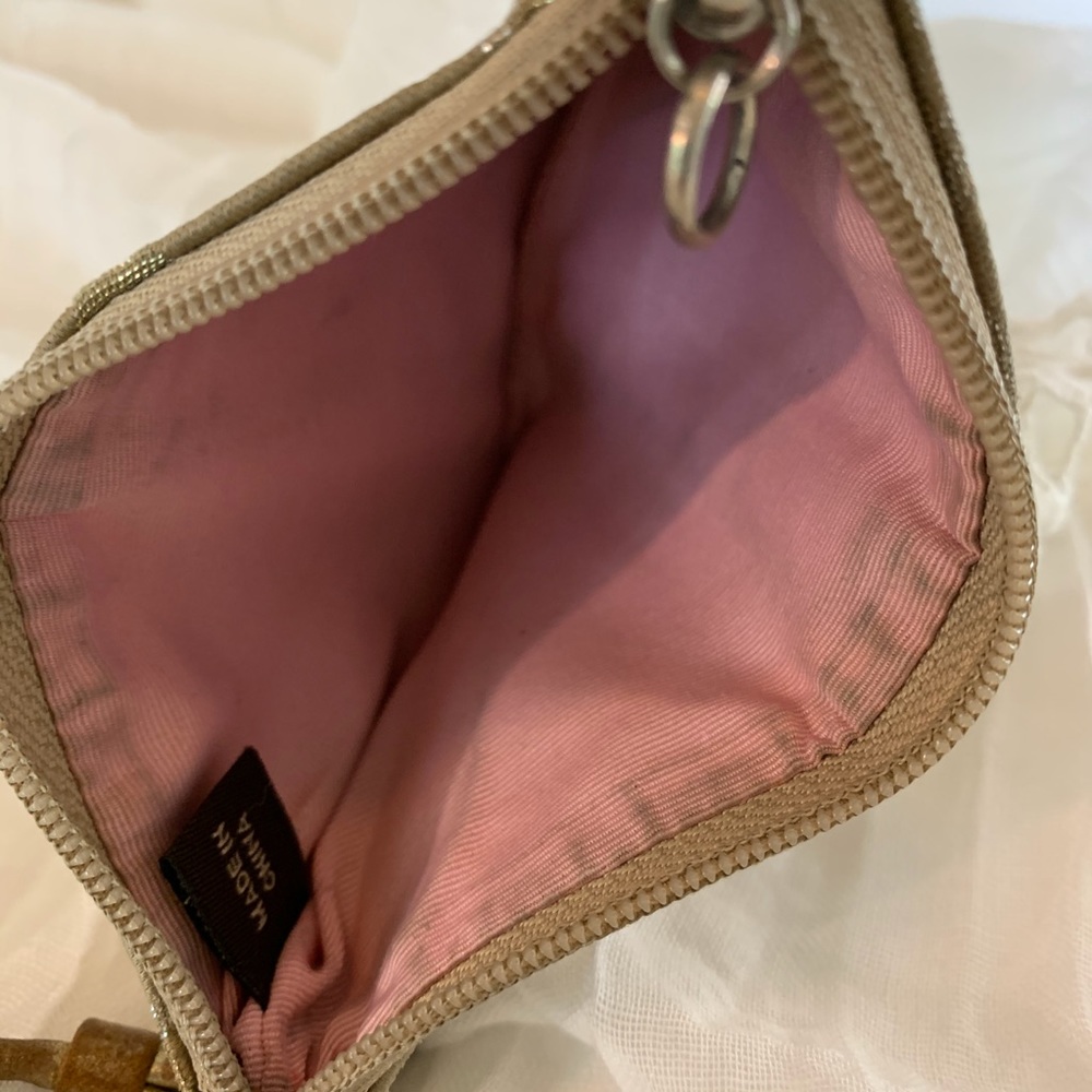 COACH GOLDEN TAN WRISTLET - Picture 14 of 15